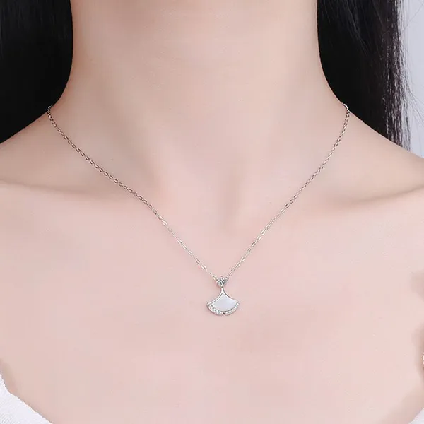 Dây Chuyền Nữ Lili Jewelry Đính Đá CZ Váy Cách Điệu LILI_156642 Màu Bạc