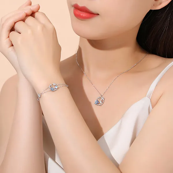 Dây Chuyền Nữ Lili Jewelry Đính Đá CZ Vòng Hoa Angela LILI_091988 Màu Bạc/Xanh - Trang sức - Vua Hàng Hiệu