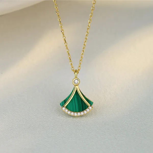 Dây Chuyền Nữ Lili Jewelry Đính Đá Malachite Hình Chân Váy Giana LILI_098989 Màu Vàng