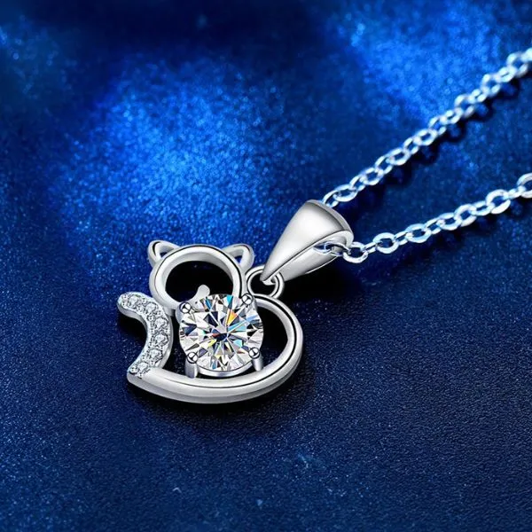 Dây Chuyền Nữ Lili Jewelry Đính Kim Cương Moissanite Mèo Dễ Thương Lottie LILI_071691 Màu Trắng
