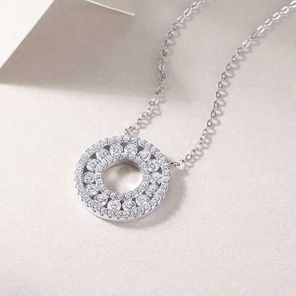 Dây Chuyền Nữ Lili Jewelry Đính Kim Cương Moissanite Tròn Carly LILI_105863 Màu Bạc
