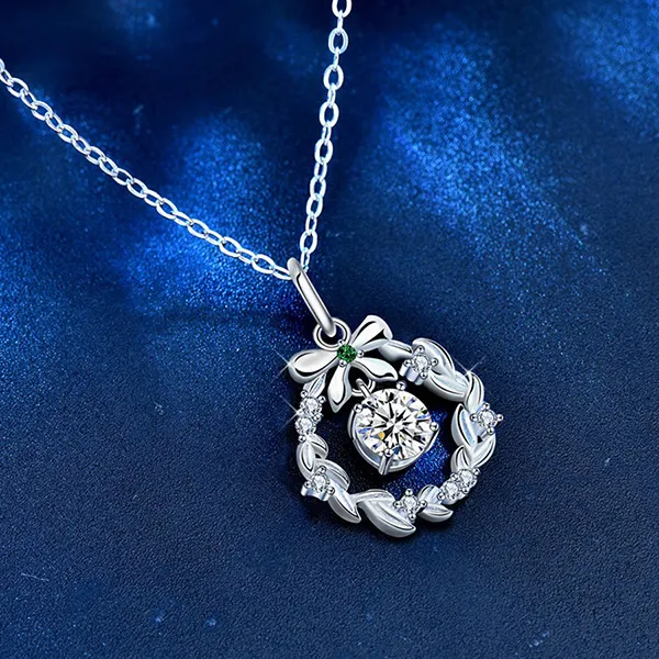 Dây Chuyền Nữ Lili Jewelry Đính Kim Cương Moissanite Vòng Nguyệt Quế Noel LILI_075568 Màu Bạc