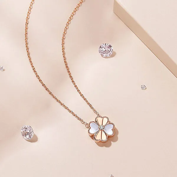 Dây Chuyền Nữ Lili Jewelry Đính Kim Cương Tự Nhiên Cỏ 4 Lá Lucky LILI_832459 Màu Vàng Bạc