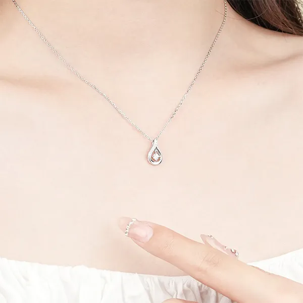 Dây Chuyền Nữ Lili Jewelry Giọt Nước Kamari LILI_098846 Màu Bạc
