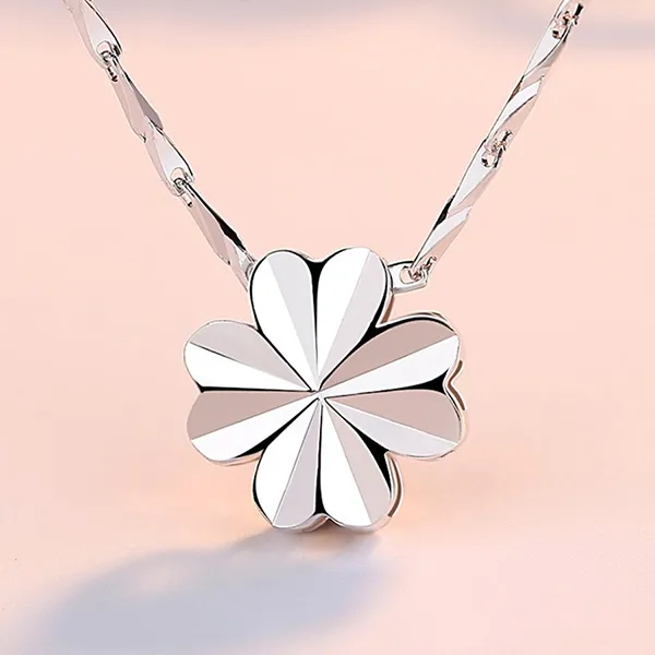 Dây Chuyền Nữ Lili Jewelry Hình Cỏ 4 Lá Lexie LILI_107532 Màu Bạc