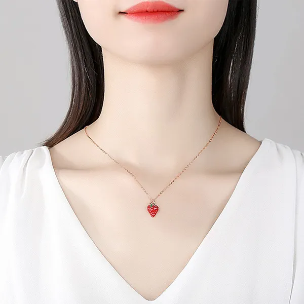 Dây Chuyền Nữ Lili Jewelry Hình Quả Dâu Tây Monica LILI_097626 Màu Đỏ-Vàng Hồng