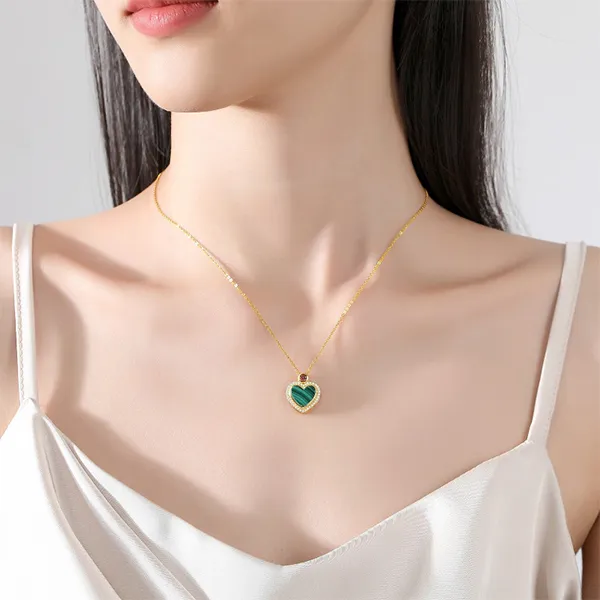 Dây Chuyền Nữ Lili Jewelry Hình Trái Tim Saoirse LILI_099008 Màu Vàng Phối Xanh