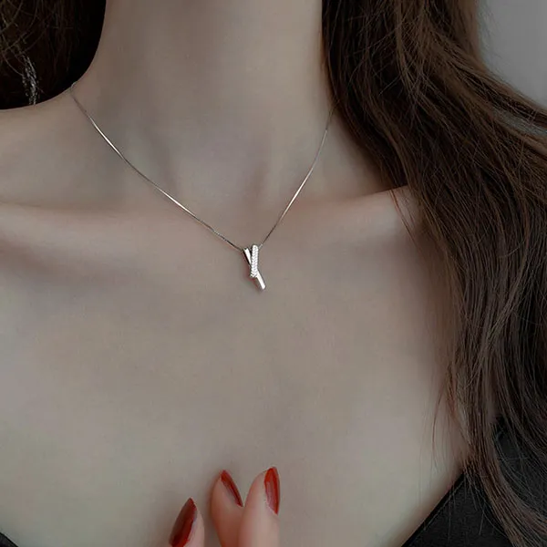 Dây Chuyền Nữ Lili Jewelry Mảnh Nhỏ Đính Đá CZ Hình Trái Tim Cách Điệu Nolan LILI_255281 Màu Bạc
