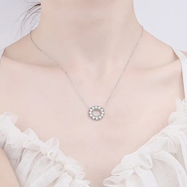 Dây Chuyền Nữ Lili Jewelry Moissanite Paola LILI_099453 Màu Bạc