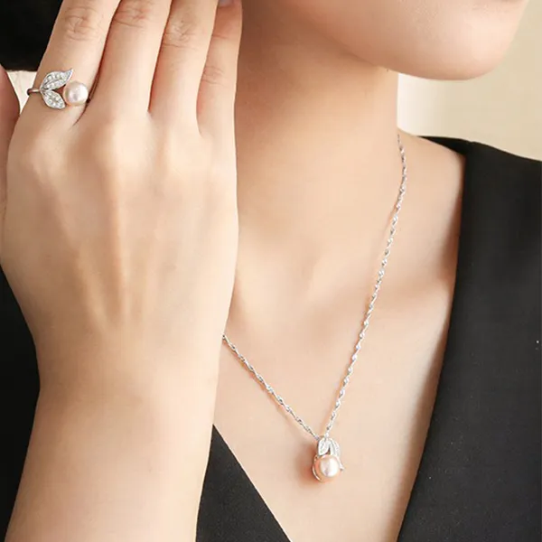 Dây Chuyền Nữ Lili Jewelry Quả Anh Đào Cherry LILI_098890 Màu Bạc Phối Hồng