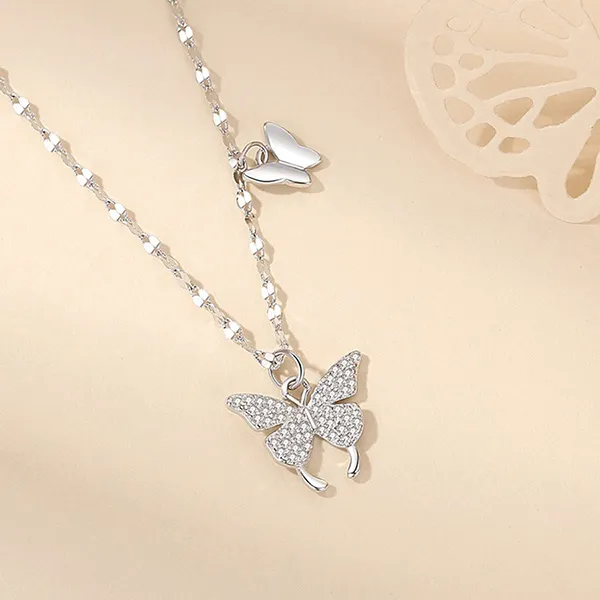 Dây Chuyền Nữ Lili Jewelry S999 Đính Đá CZ Hình Hồ Điệp Loretta LILI_098386 Màu Bạc