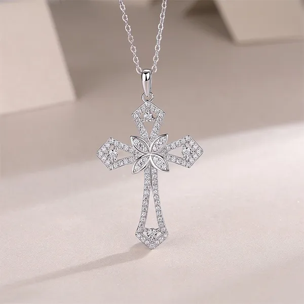 Dây Chuyền Nữ Lili Jewelry Thánh Giá Chữ Thập Alina LILI_126093 Màu Bạc