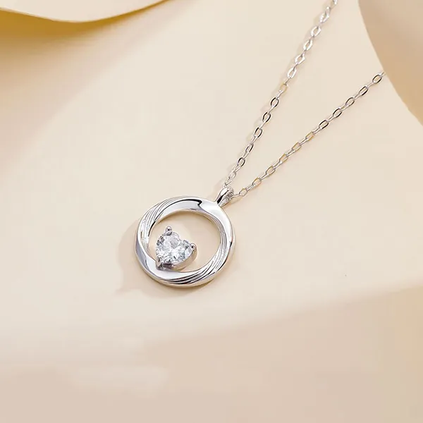 Dây Chuyền Nữ Lili Jewelry Tròn Đính Đá CZ Trái Tim Kaydence LILI_098854 Màu Bạc - Trang sức - Vua Hàng Hiệu