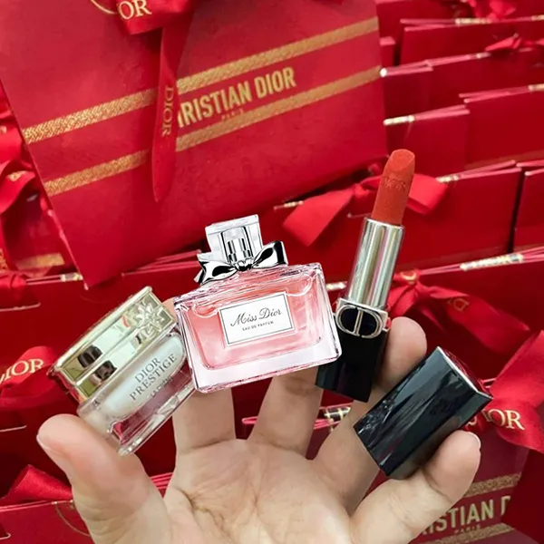 Set Nước Hoa Nữ Dior Miss Dior EDP Gift Set 4 Món (Gồm Túi) - Nước hoa - Vua Hàng Hiệu
