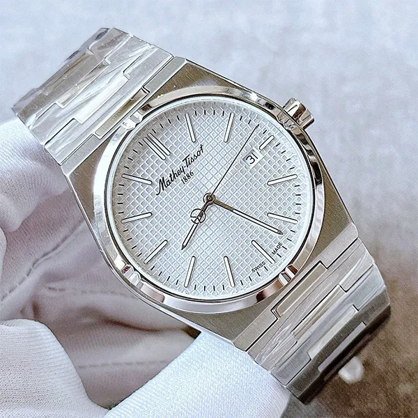 Đồng Hồ Nam Mathey-Tissot Quartz Silver Dial Watch H117AS Màu Bạc