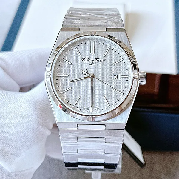 Đồng Hồ Nam Mathey-Tissot Quartz Silver Dial Watch H117AS Màu Bạc