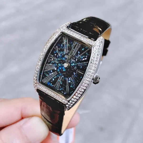 Đồng Hồ Nữ Davena Crystal D31630 Màu Đen - Bạc