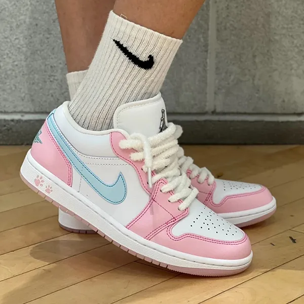 Giày Sneaker Nữ Nike Air Jordan 1 Low SE Paw Print HM3706-141 Màu Hồng Trắng Size 36