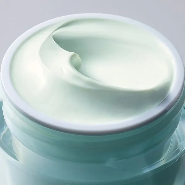 Kem Dưỡng Da Cấp Ẩm Ban Ngày Estée Lauder DayWear Moisturizer Multi Protection Anti Oxidant 24H Moisture Creme SPF 15 50ml