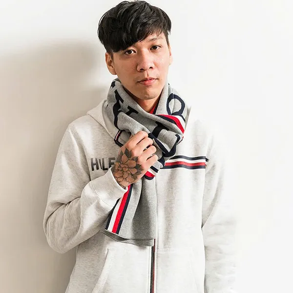 Khăn Quàng Cổ Tommy Hilfiger Logo Scarf Màu Xám