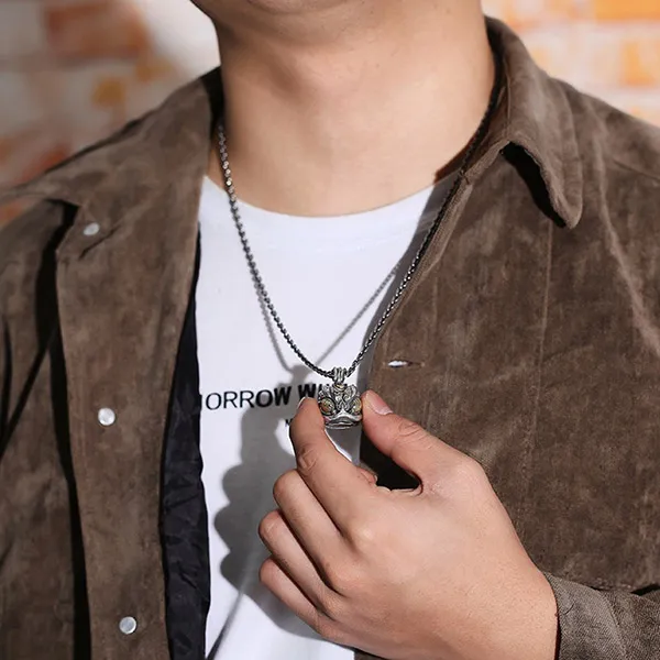 Mặt Dây Chuyền Nam Lili Jewelry Hình Con Lân Dillon LILI_079920 Màu Bạc