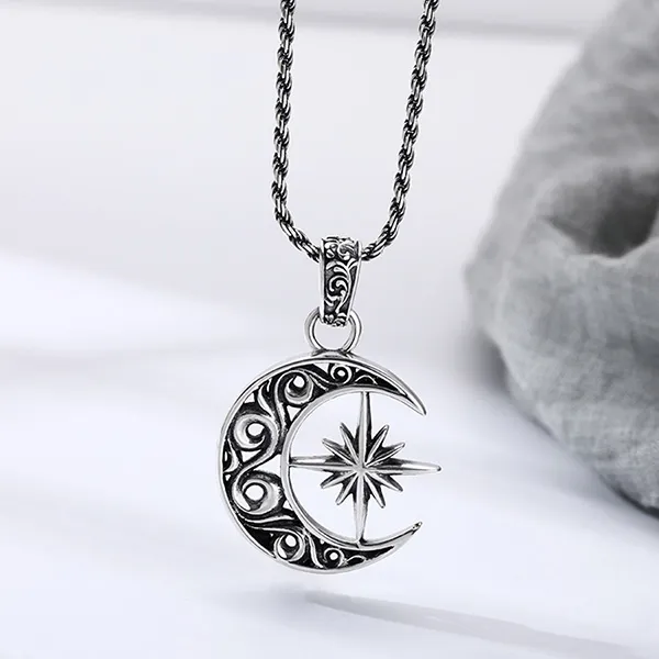 Mặt Dây Chuyền Nam Lili Jewelry Hình Trăng Sao Cason LILI_080074 Màu Bạc Đen