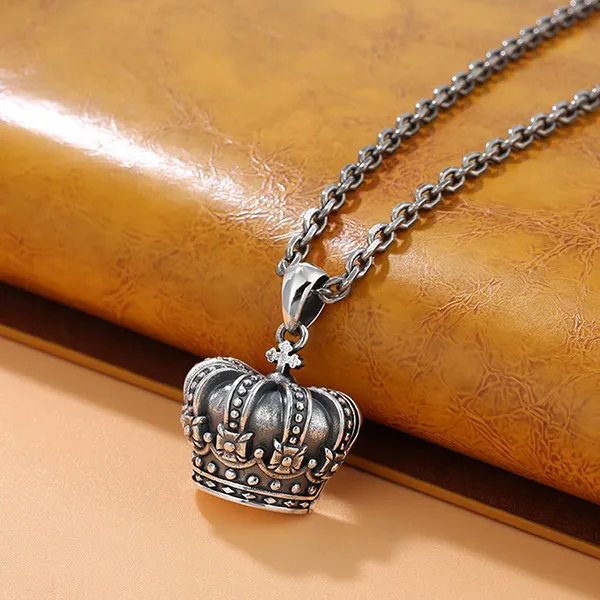 Mặt Dây Chuyền Nam Lili Jewelry Hộp Vương Miện Đóng Mở Kanan LILI_076107 Màu Bạc/Đen - Trang sức - Vua Hàng Hiệu