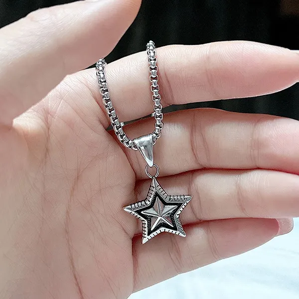 Mặt Dây Chuyền Nam Lili Jewelry Ngôi Sao 5 Cánh Demetrius LILI_076993 Màu Bạc