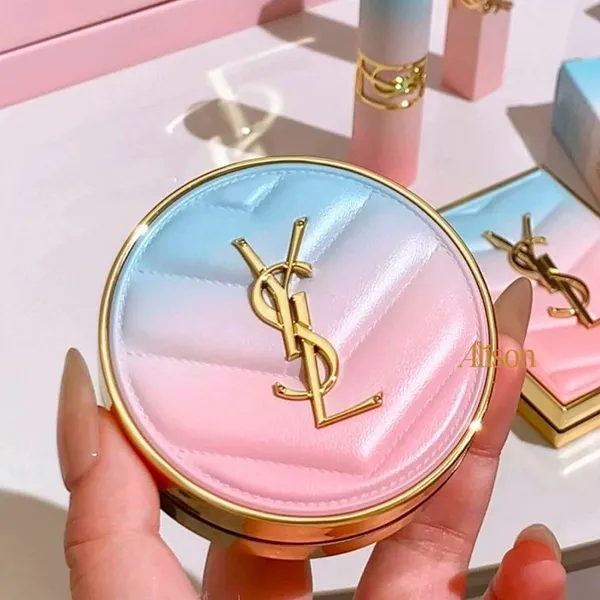 Phấn Nước YSL Phiên Bản Limited Valentine Touche Éclat Glow-Pact Cushion SPF50+ / PA++++ Tone B10 Porcelain