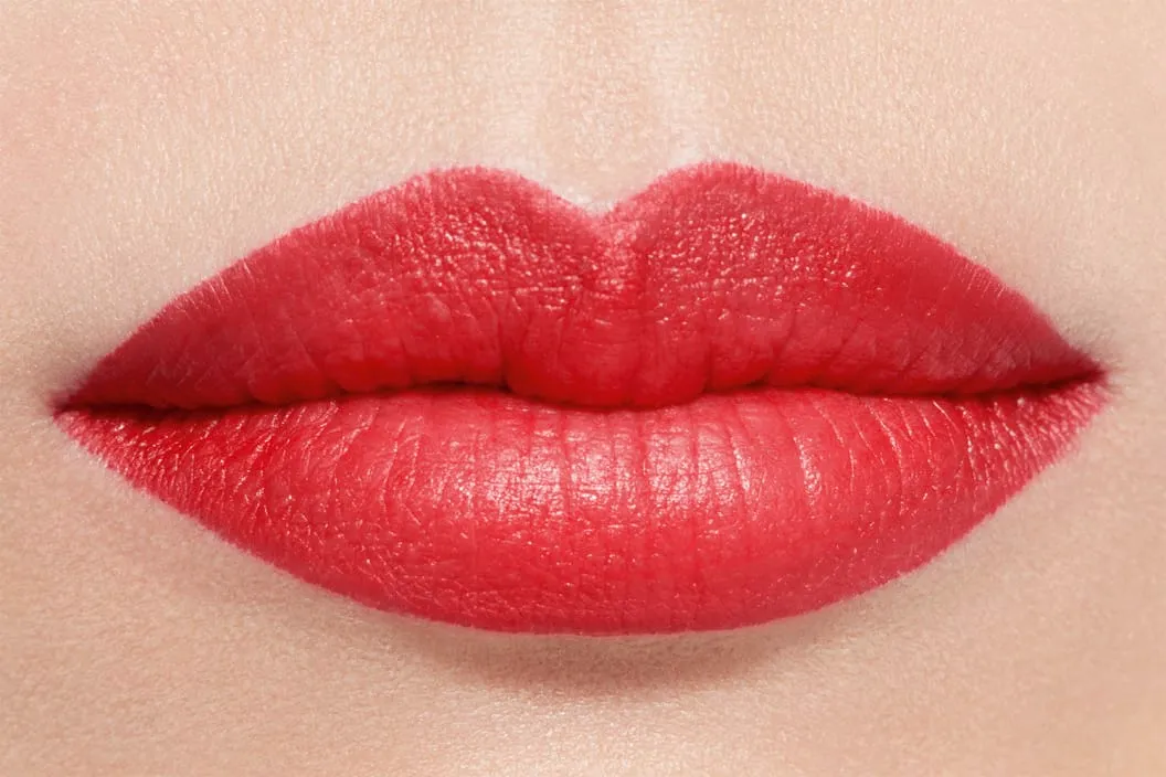 Chanel Rouge Allure Velvet - Rouge Feu