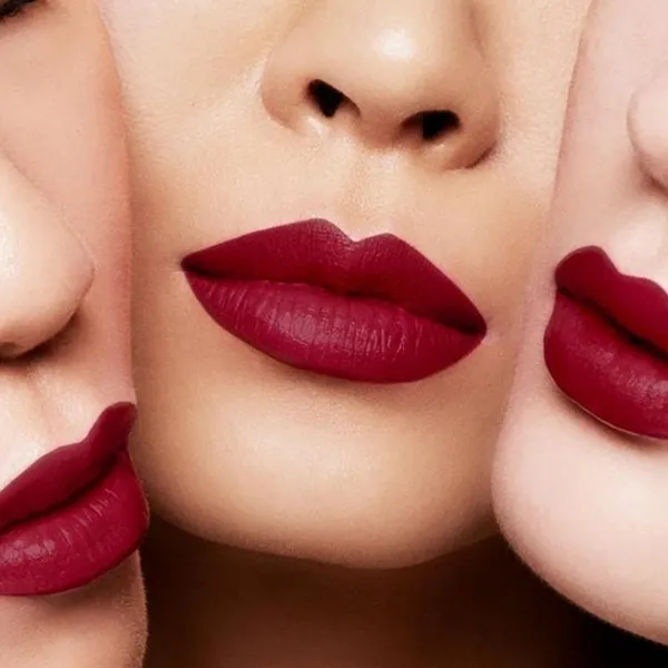 Son Kem Tom Ford Liquid Lip Luxe Matte 126 Illicit Kiss Màu Đỏ Burgundy