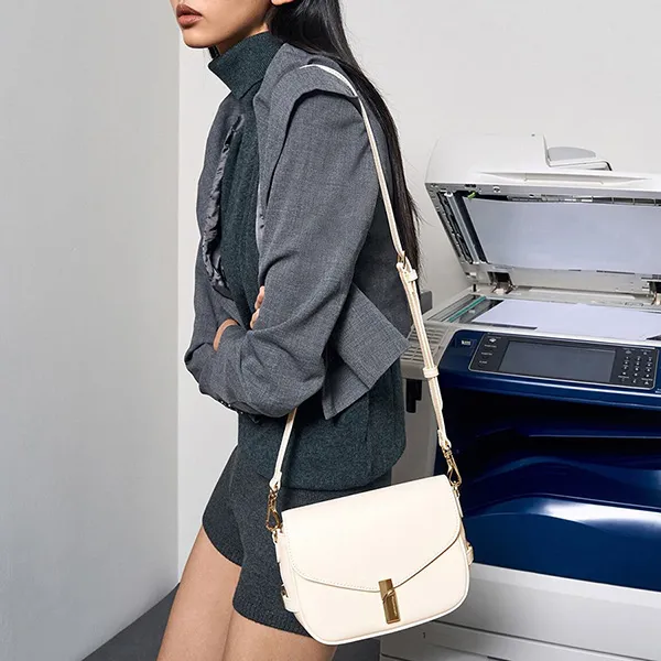 Túi Đeo Vai Nữ Charles & Keith CNK Aurelia Metallic-Accent Saddle Bag CK2-20782471 Màu Trắng