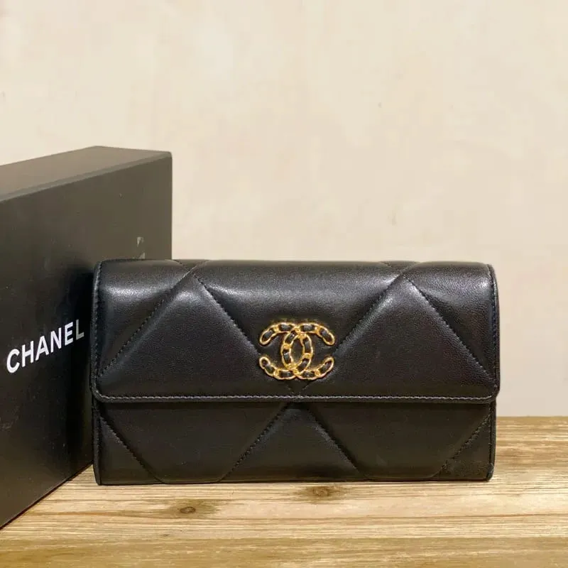 Chanel 19 Long Wallet 