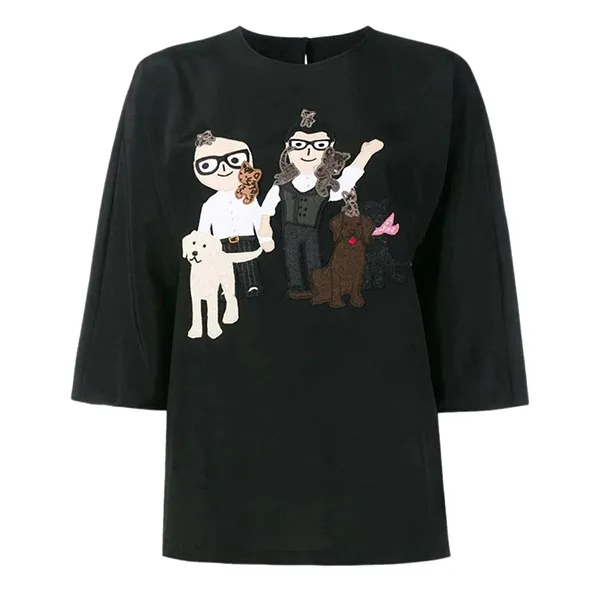 Áo Phông Nữ Dolce & Gabbana D&G Family Patch Silk Blusa T-Shirt Màu Đen Size 48