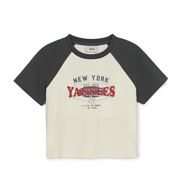 Áo Phông Nữ MLB Raglan Classic Varsity Washing New York Yankees T-Shirt 3FTSV0853-50CRS Màu Kem