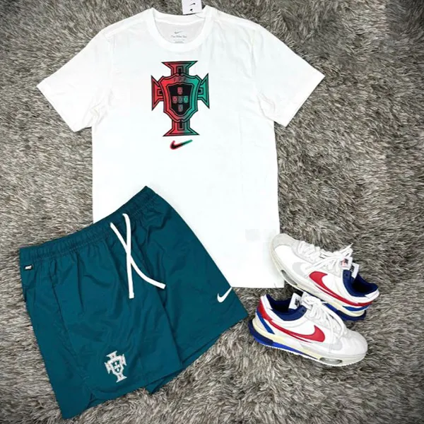 Bộ Quần Áo Cộc Tay Nam Nike Portugal Men's Soccer Tshirt Màu Trắng Xanh Size S (Form Âu)