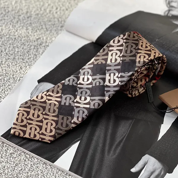 Cà Vạt Nam Burberry 80482581 Màu Nâu Đen