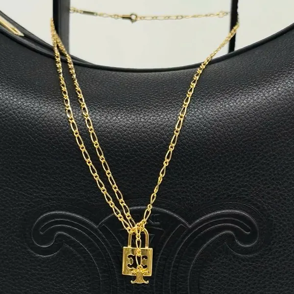 Dây Chuyền Nữ Celine Triomphe Lock Necklace In Brass With Gold Finish 461HH6BRA.35OR Màu Vàng - Trang sức - Vua Hàng Hiệu