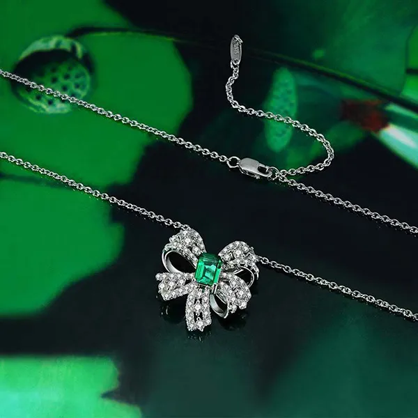 Dây Chuyền Nữ Lili Jewelry Đính Đá Carbon Tổng Hợp Hình Chiếc Nơ LILI_463188 Màu Xanh Bạc - Trang sức - Vua Hàng Hiệu