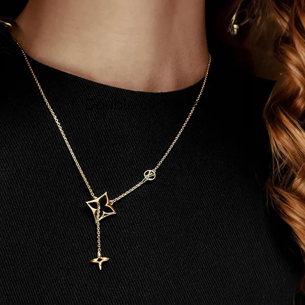 Dây Chuyền Nữ Louis Vuitton LV Flowergram Necklace M01234 Màu Vàng