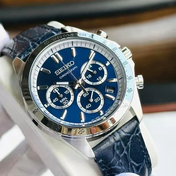 Đồng Hồ Nam Seiko Quartz Chronograph Tachymeter Spirit SBTR019 Màu Xanh Navy