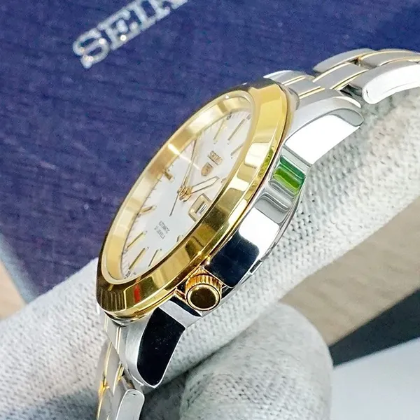 Đồng Hồ Nam Seiko 5 Automatic Silver Dial Watch SNKE54K1 Màu Bạc Vàng