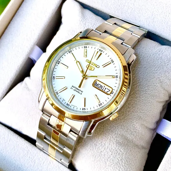 Đồng Hồ Nam Seiko 5 Automatic White Dial Watch SNKL84K1 Màu Bạc Vàng