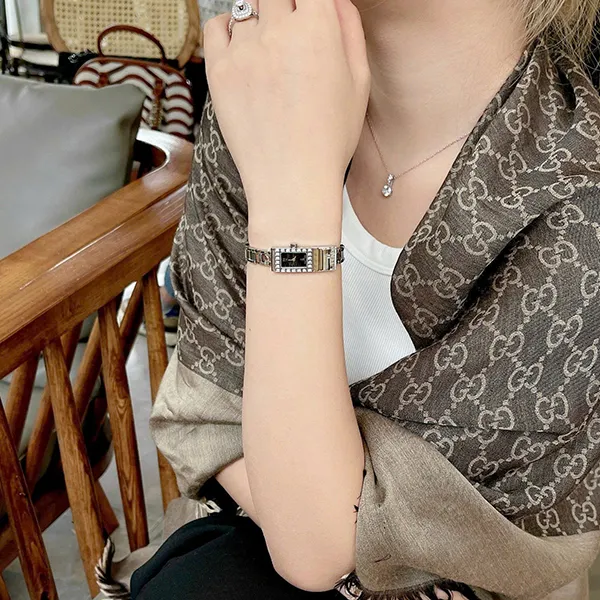 Đồng Hồ Nữ Fendi 3300L Diamond Watch Quartz Màu Bạc Đen D-PA - Đồng hồ - Vua Hàng Hiệu
