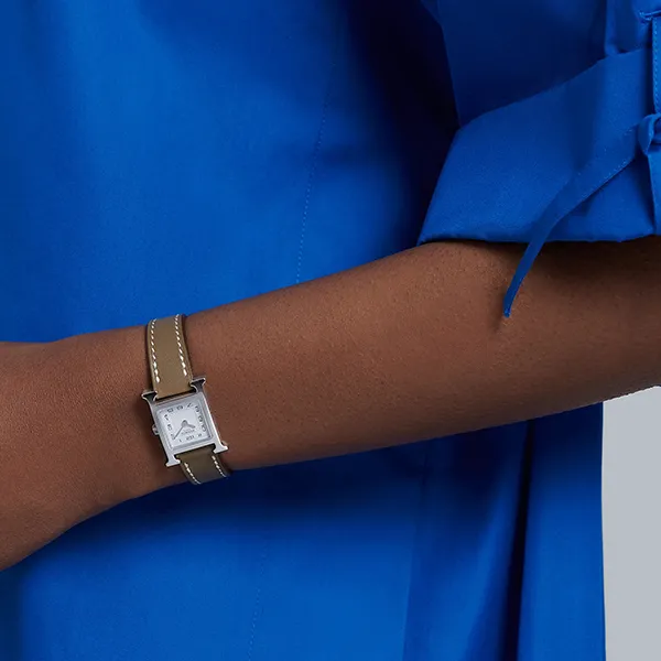 Đồng Hồ Nữ Hermès Heure H Watch Mini Model Màu Nâu Cát