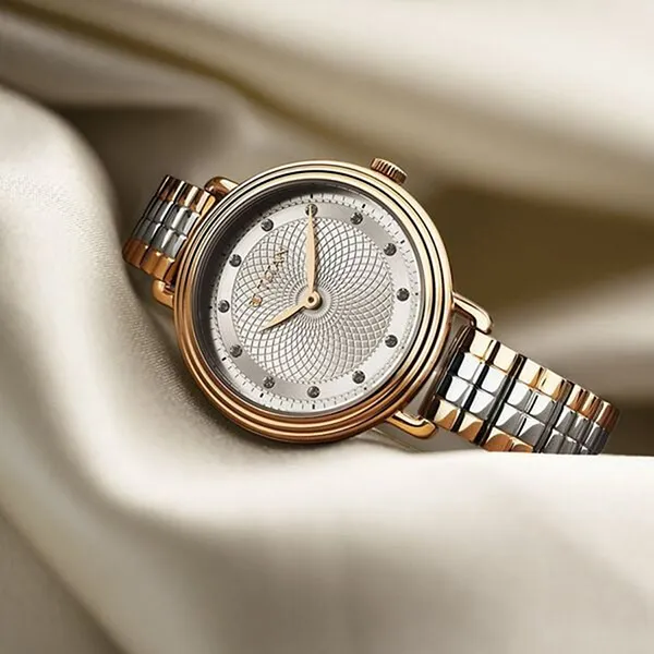 Đồng Hồ Nữ Titan Quartz Analog Silver Dial Two Toned Stainless Steel Strap 95244KM01 Màu Bạc - Vàng Hồng
