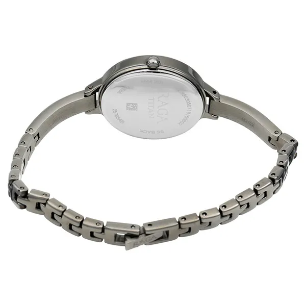 Đồng Hồ Nữ Titan Quartz Analog With Date Grey Dial Metal Strap Watch 2578QM02 Màu Xám