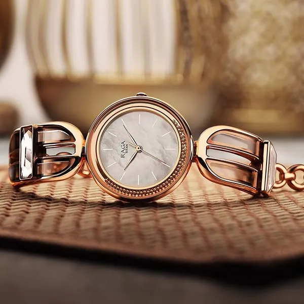 Đồng Hồ Nữ Titan Raga Delight Mother Of Pearl Dial Watch 95200WM01 Màu Vàng Hồng - Đồng hồ - Vua Hàng Hiệu