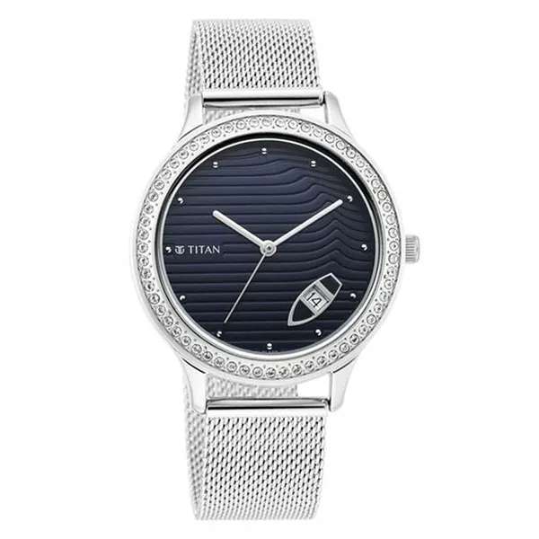 Đồng Hồ Nữ Titan Wander Dark Blue Dial Analog Stainless Steel Strap Watch 2634SM02 Màu Bạc Xanh