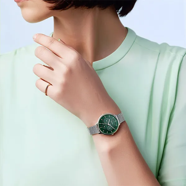 Đồng Hồ Nữ Titan Workwear Green Dial Analog Watch 2651SM02 Màu Bạc Xanh